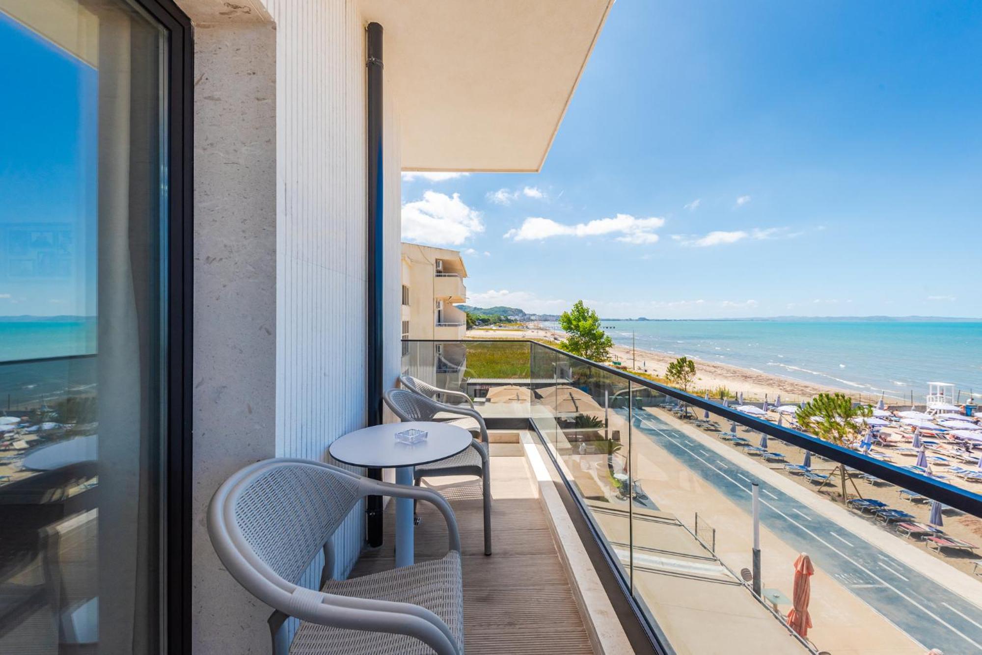 Sea View Apartments Eldo Durrës Zimmer foto